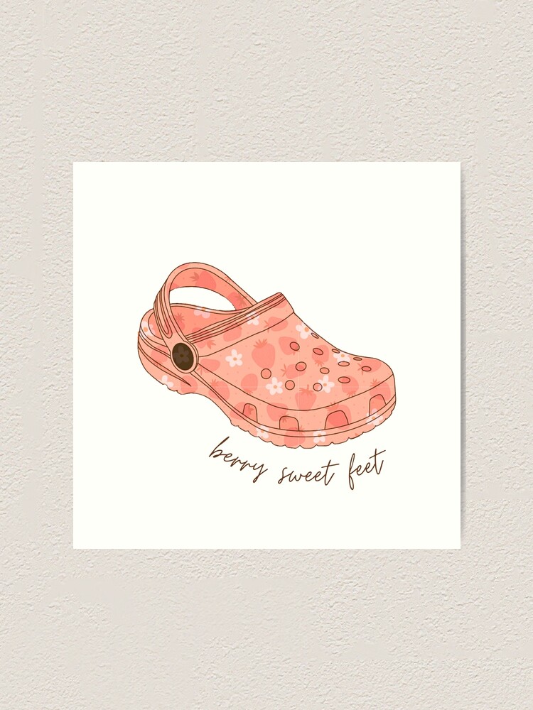 Fashion crocs strawberry print