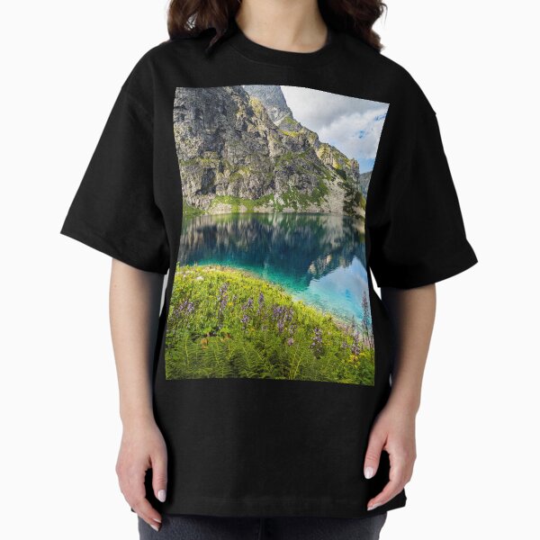Mountains landscape flowers and lake Oversized T-Shirt