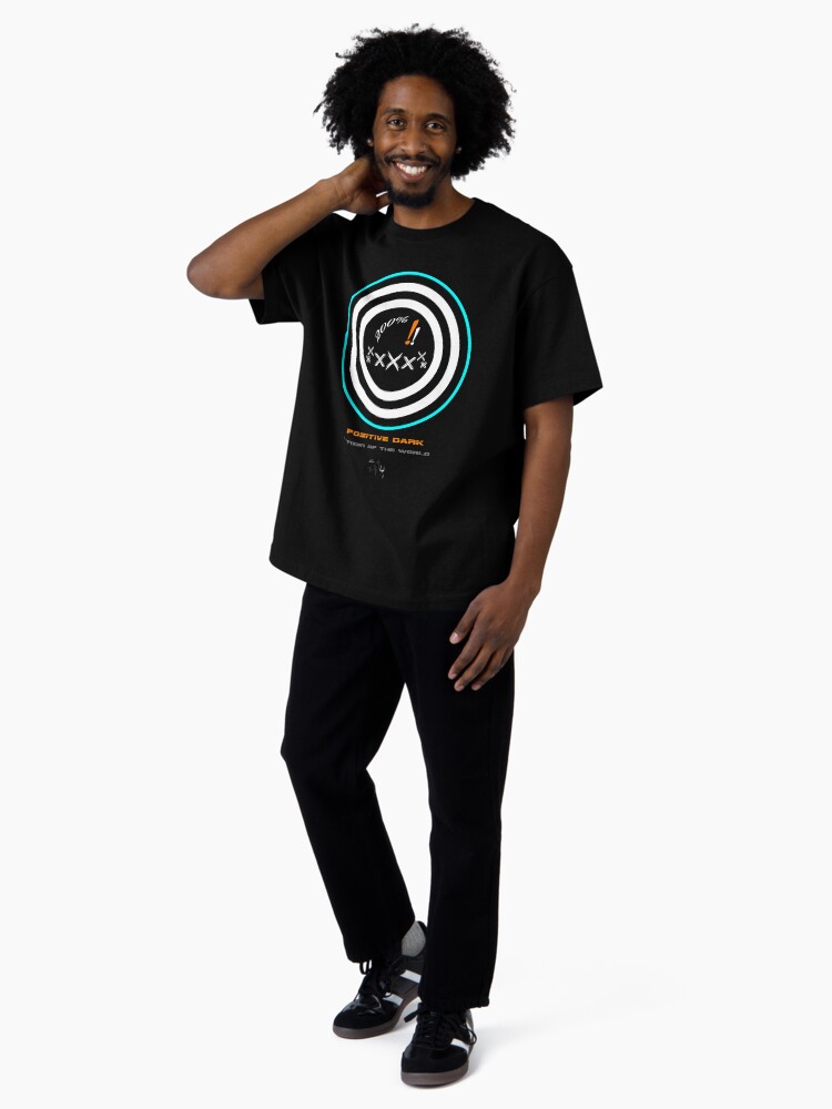 Imagen 4 de 7, Camiseta oversize con la obra 062_17MaxiLogos16cntr-art-eddyscap, diseñada y vendida por ARTEDDYSCAP.