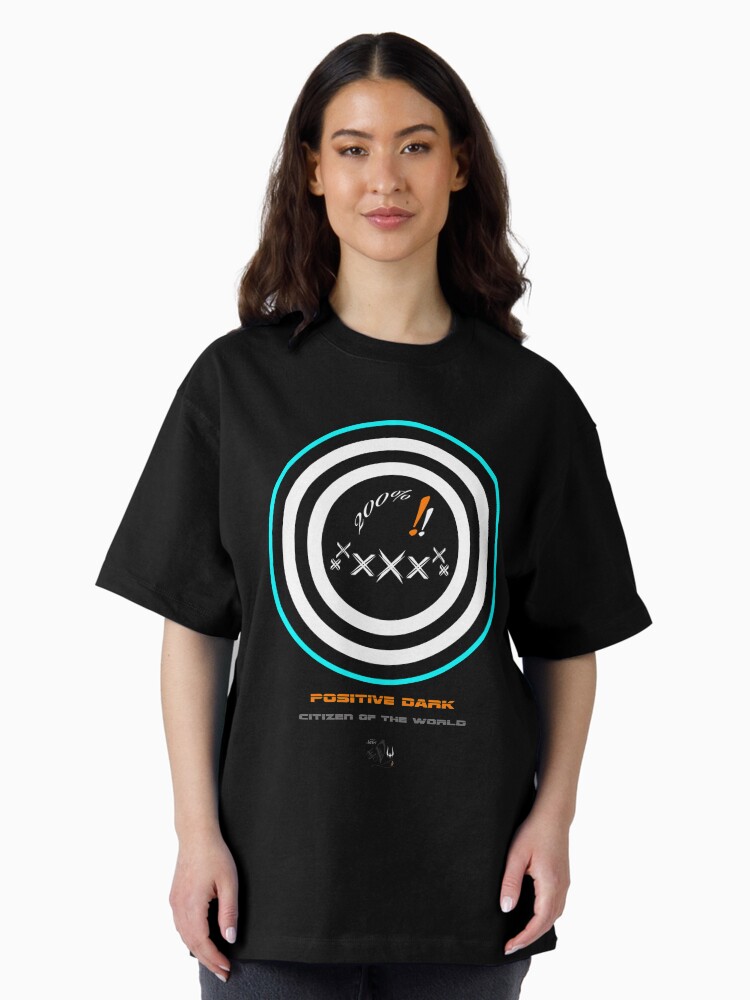 Imagen 2 de 7, Camiseta oversize con la obra 062_17MaxiLogos16cntr-art-eddyscap, diseñada y vendida por ARTEDDYSCAP.