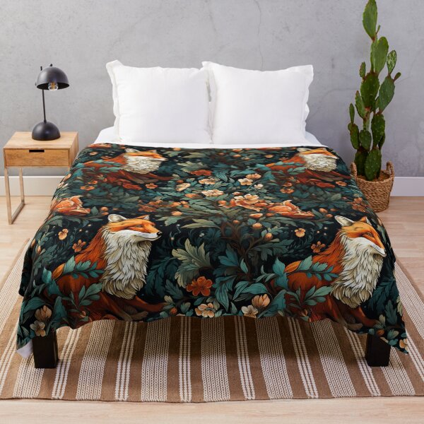Artikelvorschau, Nahtlose Musterillustration des schlauen Fuchses, inspiriert von William Morris entworfen und verkauft von The Willow Of Rain City.