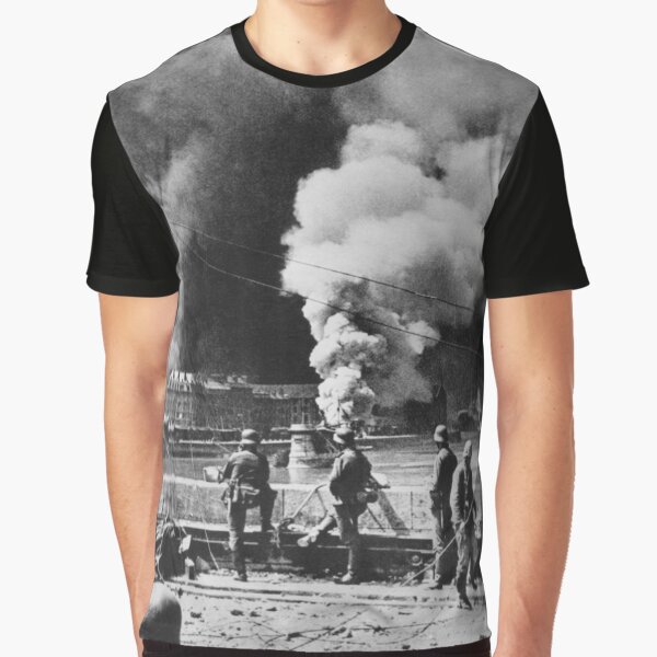 Vista previa del artículo con la obra «Foto de la Segunda Guerra Mundial de alta calidad», diseñado y vendido por WartimeTShirts.