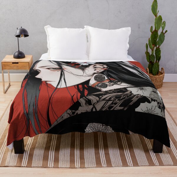 Artikelvorschau, Scarlet Bloom: Anime-Mädchen im schwarzen Kimono mit weißen Blumen auf einem leuchtend roten Hintergrund entworfen und verkauft von AI-Hoarder.