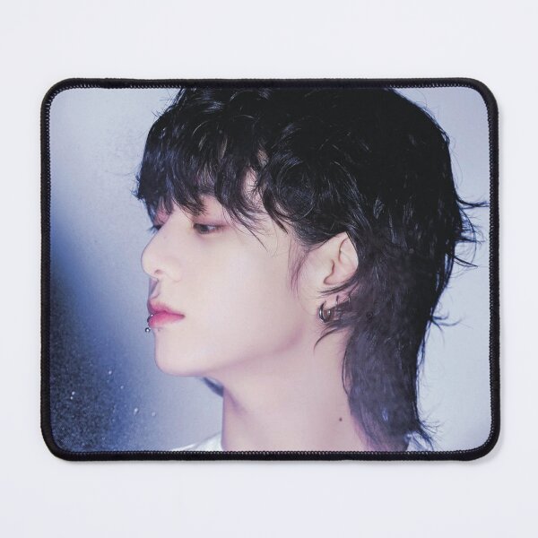ur,mouse_pad_small_flatlay,
