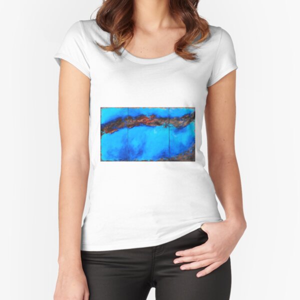 Fitted Scoop T-Shirt