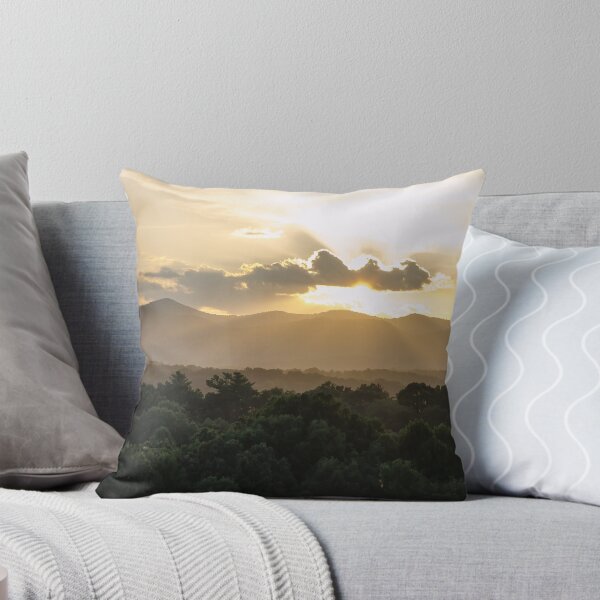Aperçu de l'œuvre Sunset Over the Air créée et vendue par MatthewAlverson.