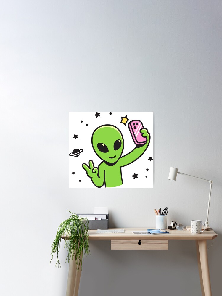 Alien Selfie Sticker / Magnet