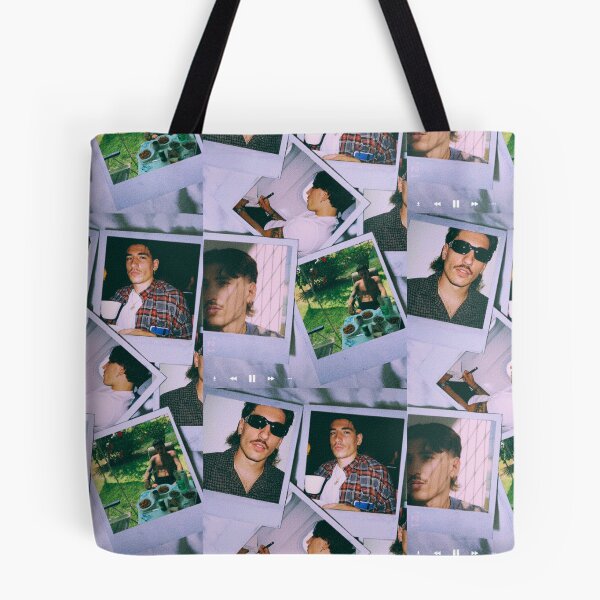 Item preview, Héctor Bellerín designed and sold by Elizabeth Maya.