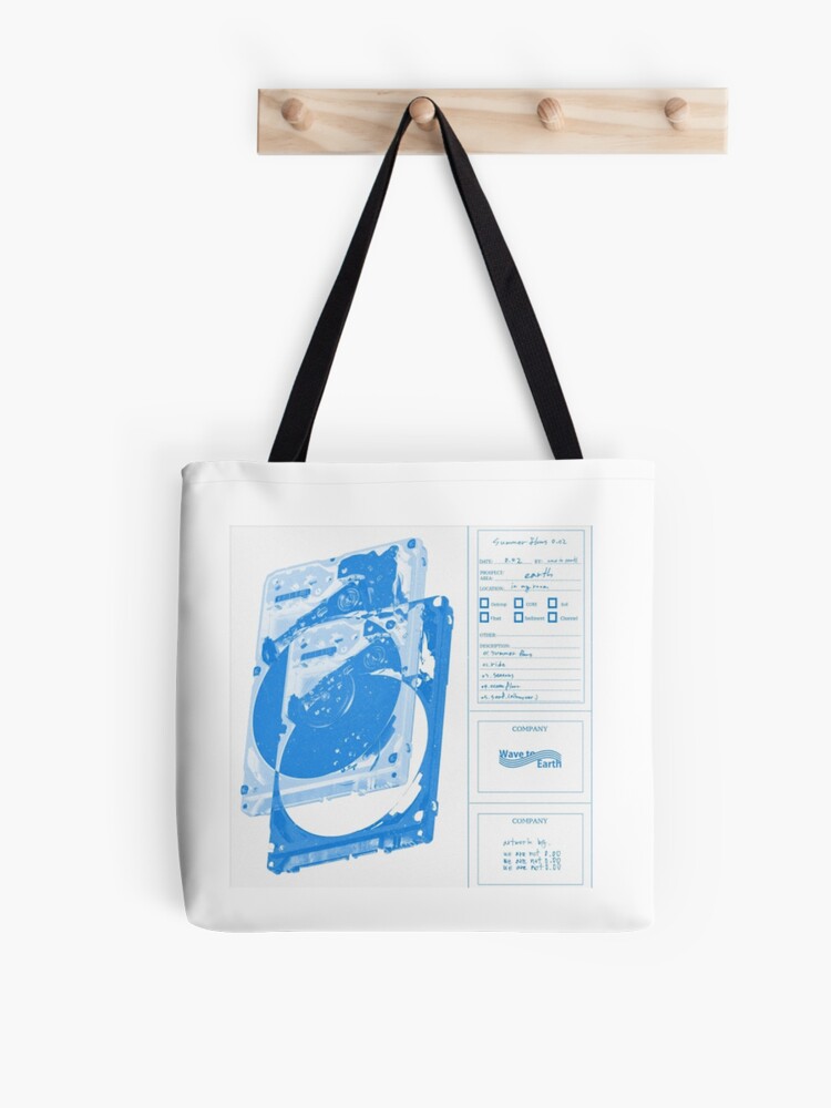 wave to earth tote bag
