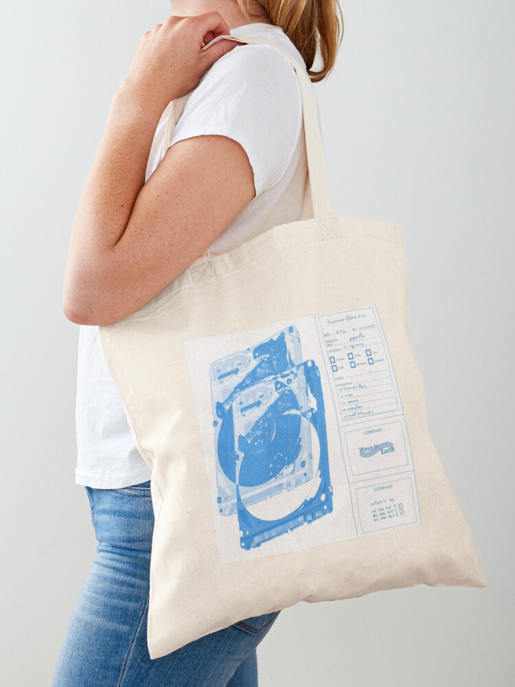 wave to earth tote bag