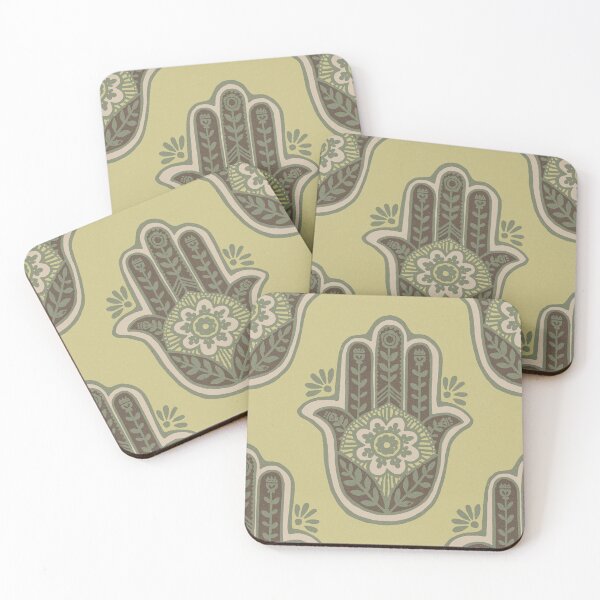 Aperçu de l'œuvre Hamsa Flora Linocut Pattern - Gold, Earth, Sage, Dove créée et vendue par Irene Estelle.