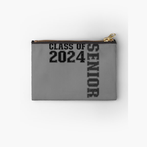 Artikelvorschau, Class of 2024 Senior Graduation Senior 2024 Gear entworfen und verkauft von DynamicDesign.