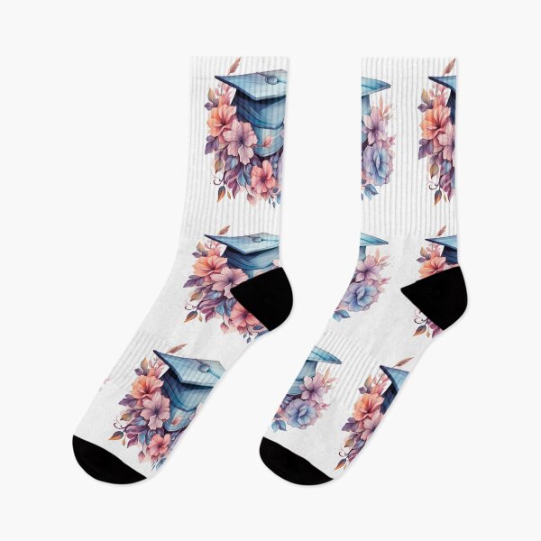 Artikelvorschau, Abschlussmütze mit Blumenmuster entworfen und verkauft von PawsandPages.