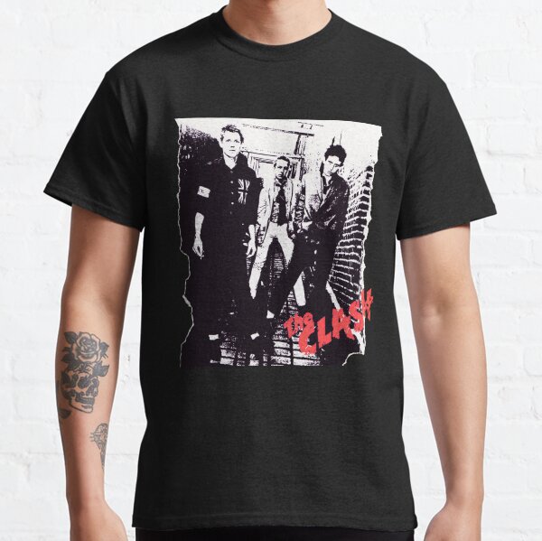 ert3453gfj>>le choc, le choc, le choc, le choc, le choc, le choc T-shirt classique