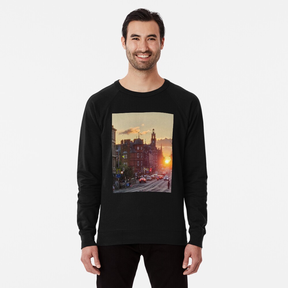 Vista previa del artículo con la obra «Sudadera ligera», diseñado y vendido por Jhevva.