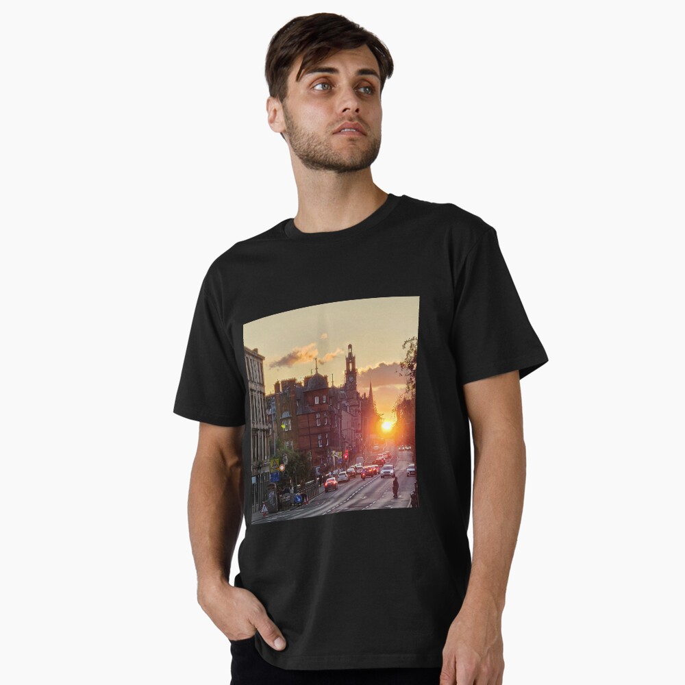Vista previa del artículo con la obra «Camiseta premium», diseñado y vendido por Jhevva.