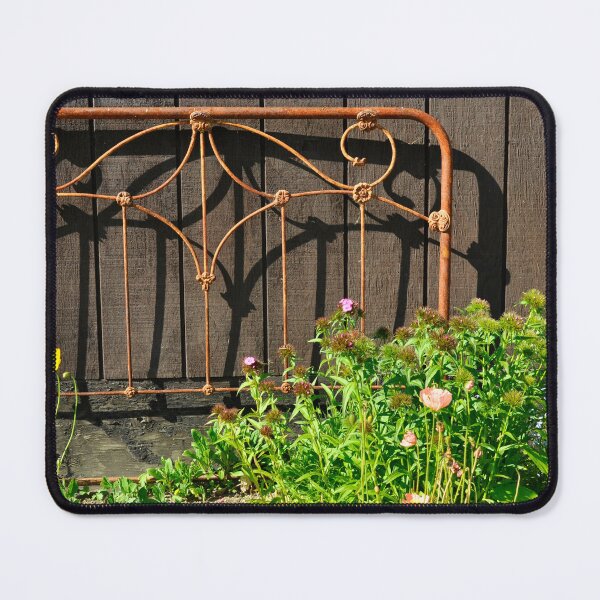 Artikelvorschau, ~ Flower Bed ~ entworfen und verkauft von Barbara Burkhardt.