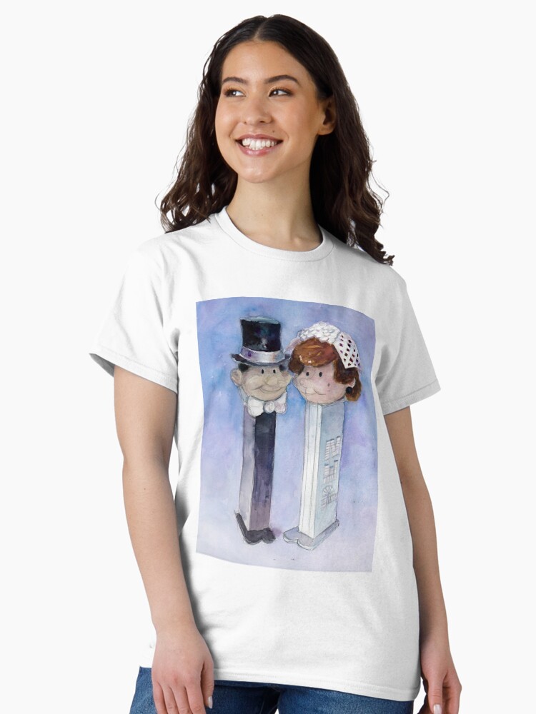 Imagen 2 de 7, Camiseta clásica con la obra Pareja Pez - Regalo de boda perfecto, diseñada y vendida por americ-alouis.