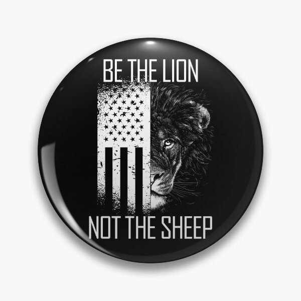 Artikelvorschau, Be The Lion Not The Sheep USA Flag Anti-Woke Be The Lion Gear entworfen und verkauft von DynamicDesign.