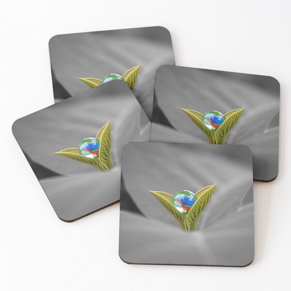 Item preview, the ball on the plant designed and sold by ricobarinas.