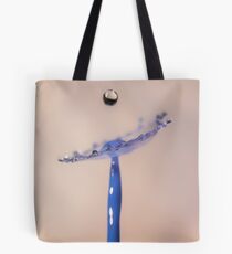 Fangen Sie mich Wassertropfen-Kollisionsphotographie Tote Bag