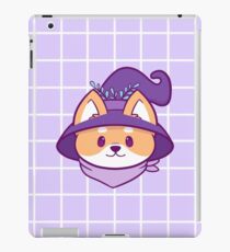 Hexe Doggo iPad-Hülle & Skin