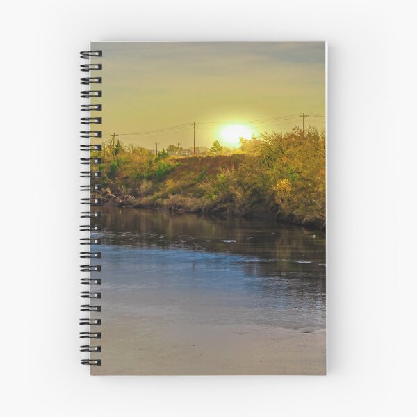 Artikelvorschau, Sonnenaufgang über dem Fluss entworfen und verkauft von CEvans07.