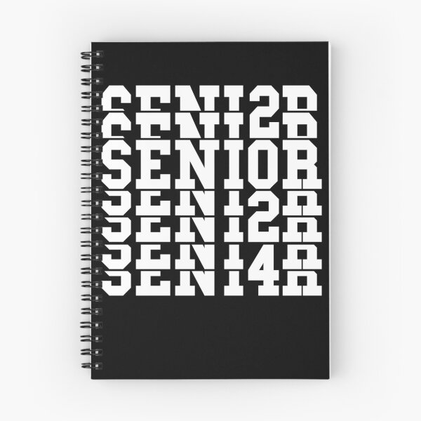 Artikelvorschau, Senior 2024 Graduation Class of 2024 Senior 2024 Gear entworfen und verkauft von DynamicDesign.