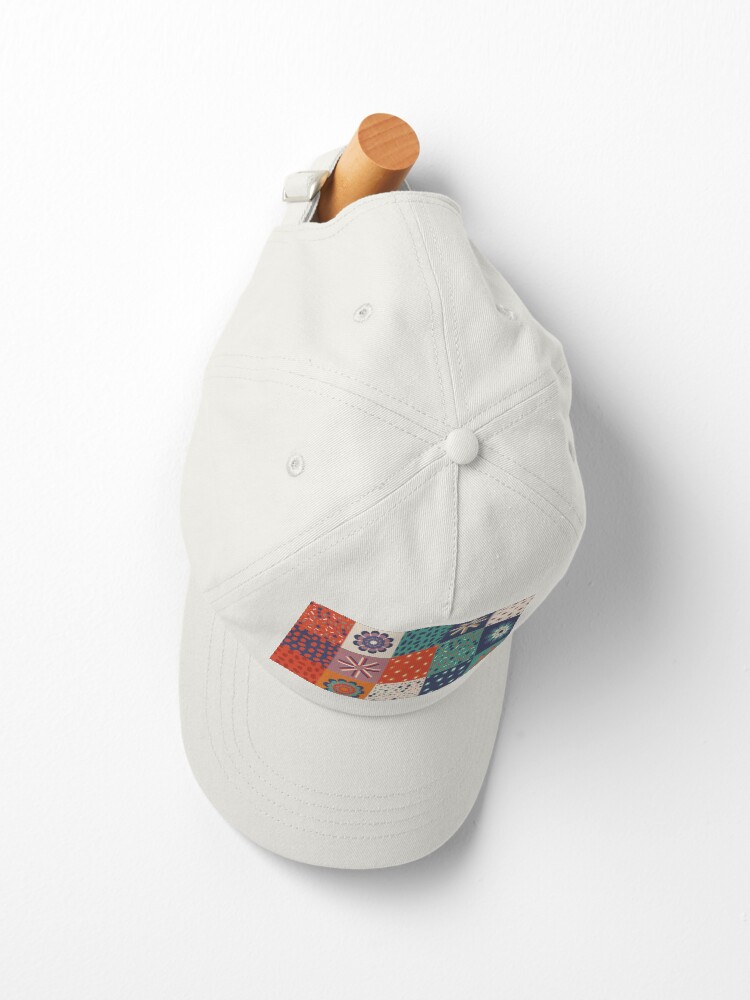 Imagen 2 de 7, Gorra con la obra Parches, diseñada y vendida por AnaidZahori.