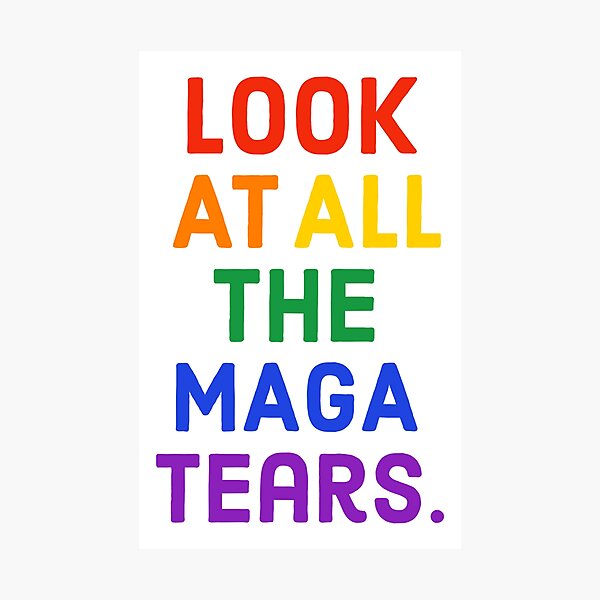 Aperçu de l'œuvre Regarde toutes les larmes de MAGA créée et vendue par Rachel the Artist .