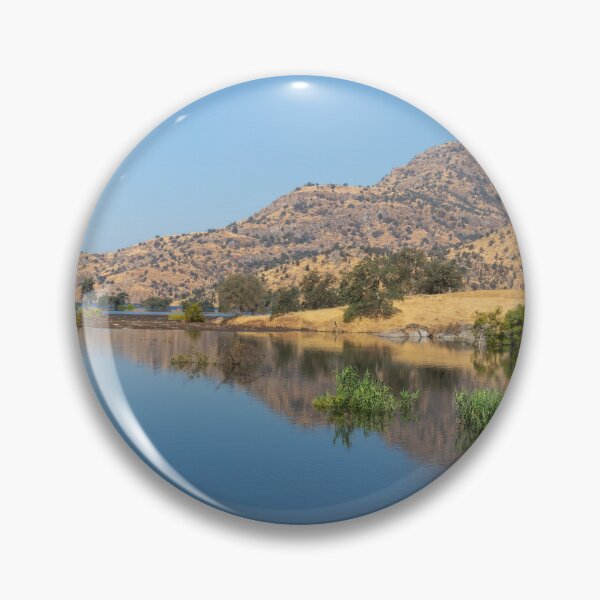 Artikelvorschau, Sommerliche Reflexionen über den Lake Kaweah, Three Rivers, Kalifornien entworfen und verkauft von SafariByMarisa.
