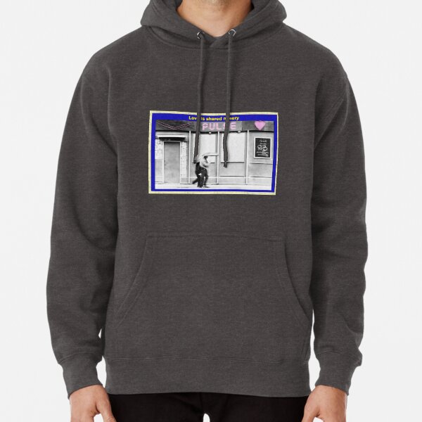Love is shared misery Pullover Hoodie