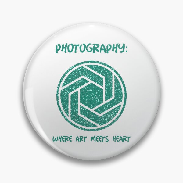 Artikelvorschau, Wo Kunst auf Herz trifft T-Shirt entworfen und verkauft von KaratDesign.