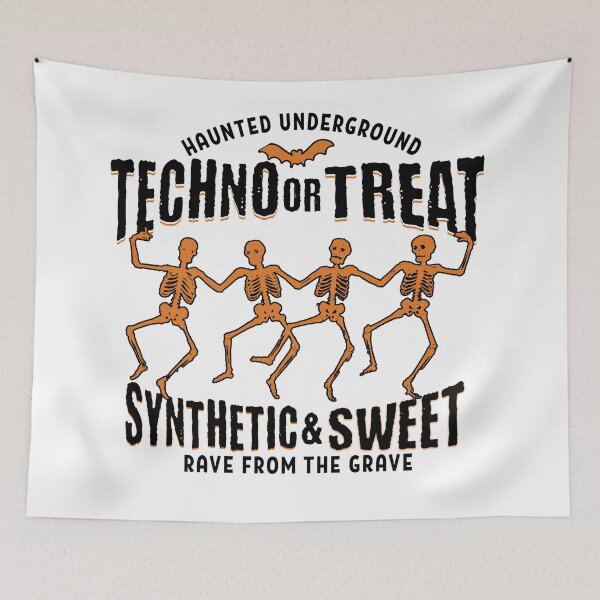 Aperçu de l'œuvre TECHNO - Or Treat Halloween Sweet (noir) créée et vendue par Discothreadz.