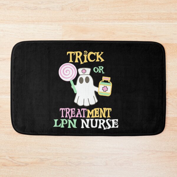 Artikelvorschau, Süßes oder Saures, lustige LPN-Krankenschwester zu Halloween entworfen und verkauft von Colorfulman.