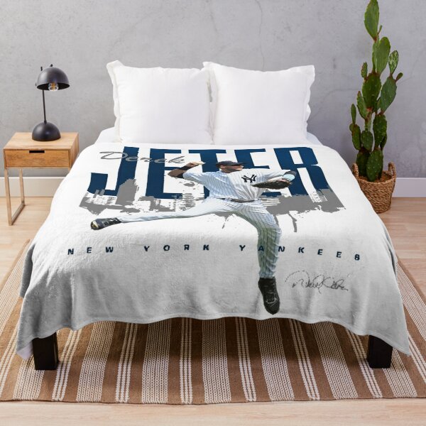 Derek Jeter Jump-Throw Fleece Blanket