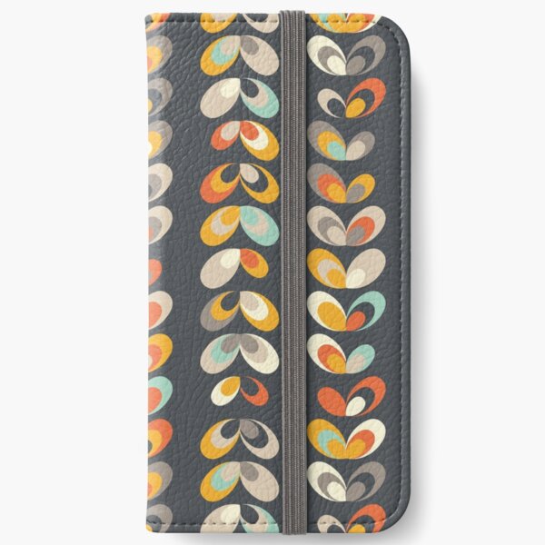 Retro seasons 02, Winter dreams iPhone Wallet