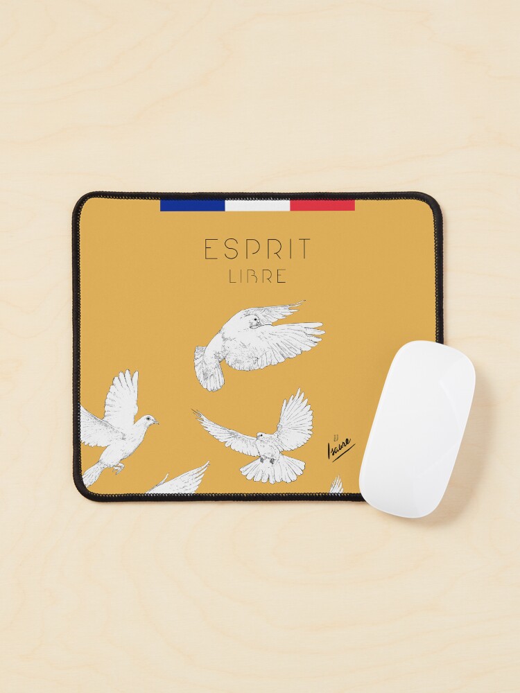 Aperçu 1 sur 5. Tapis de souris avec l'œuvre L'ESPRIT LIBRE créée et vendue par IsaureEcartfixe.