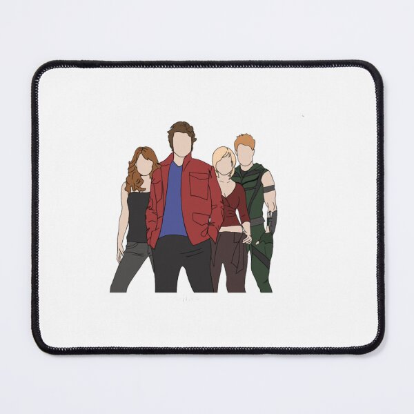 Item preview, Smallville Inspired Minimalist Fan Art designed and sold by DcomSupplyCyy.