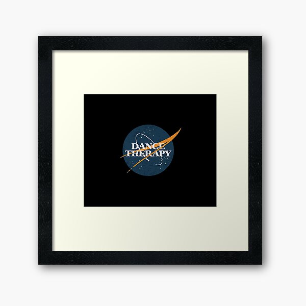 Vista previa del artículo con la obra «Espacio Terapia De Danza Vintage», diseñado y vendido por orlumbuspirate.