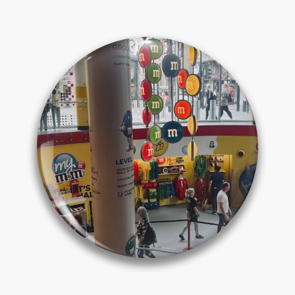 Artikelvorschau, M&M World London entworfen und verkauft von danielsnaps.