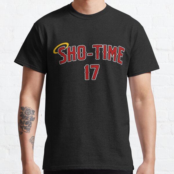 17 - Showtime (pitching) - Shohei Ohtani - Baseball T-Shirt