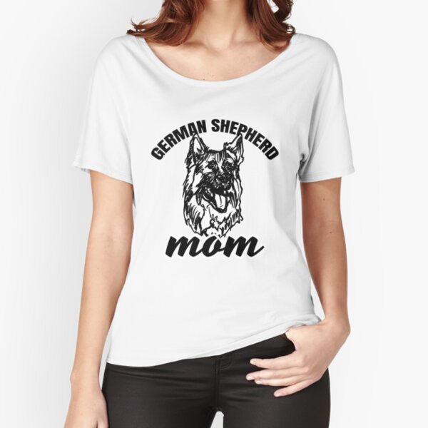 German Shepherd Mom with German Shepherd Illustration/Art Relaxed Fit T-Shirt