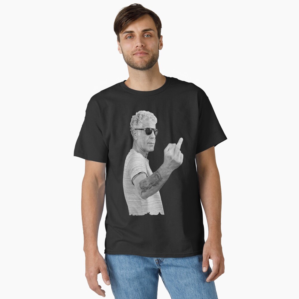 Artikel-Vorschau von Classic T-Shirt, designt und verkauft von eyibovarhaanq.