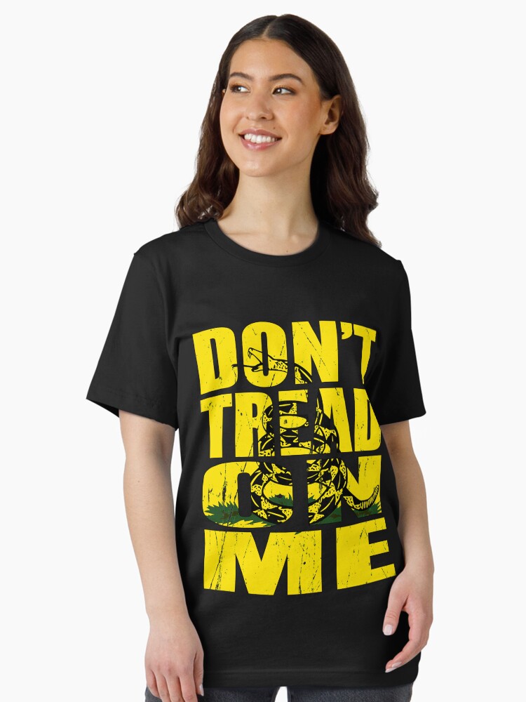 Gadsden Flag DONT TREAD ON ME T Shirt Gasden Culpeper Coil Snake Don't Tread On Me Patriotic USA America  Essential T-Shirt