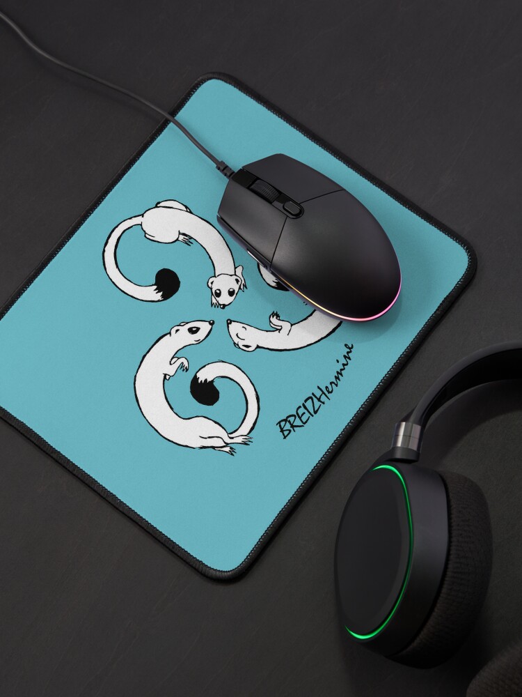 Discover Breton design BREIZHermine: ermines in the shape of a triskell Mouse Pad