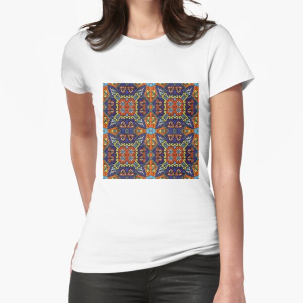 Symmetry Pattern Fitted T-Shirt