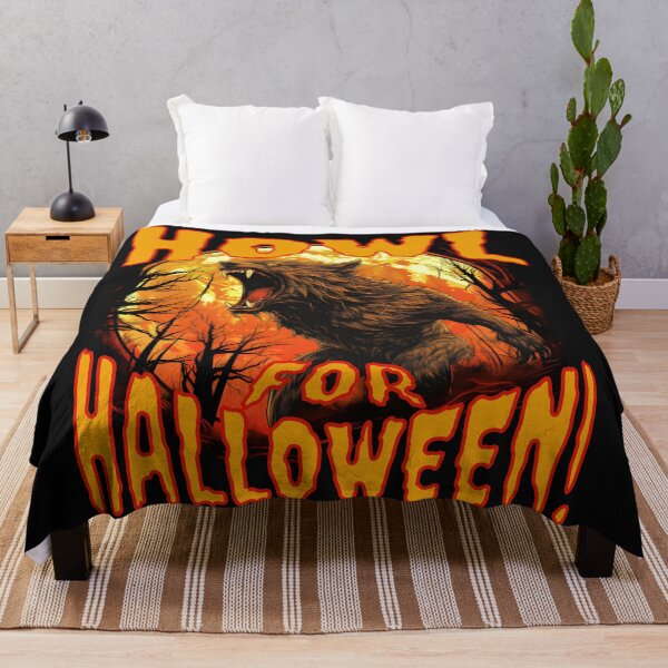 Artikelvorschau, Buntes Werwolf-Halloween-T-Shirt-Design entworfen und verkauft von PeteRascal.