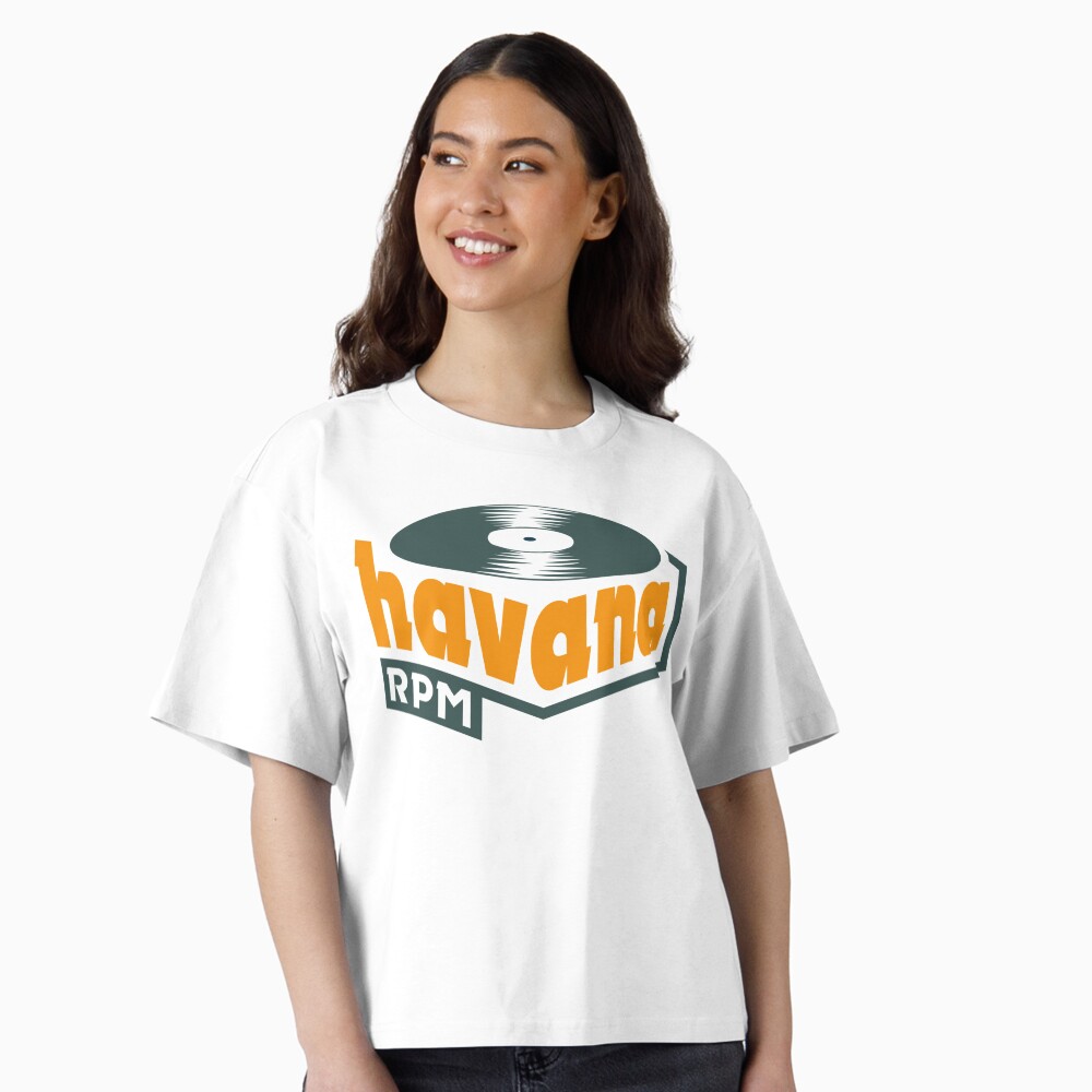 Vista previa del artículo con la obra «Camiseta holgada», diseñado y vendido por Guampara.