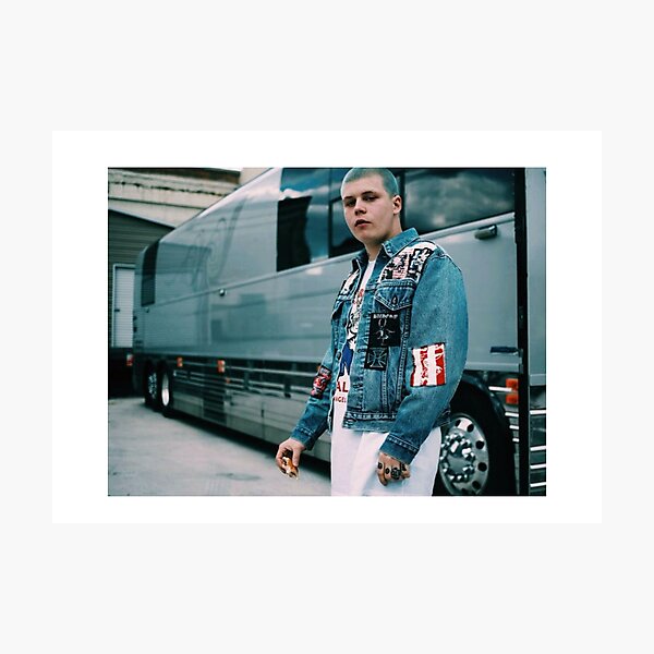 Artikel-Vorschau von YUNG LEAN, designt und verkauft von regan301.
